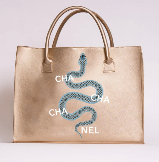 Vegan Leather Tote  (Cha cha cha nel- champagne )